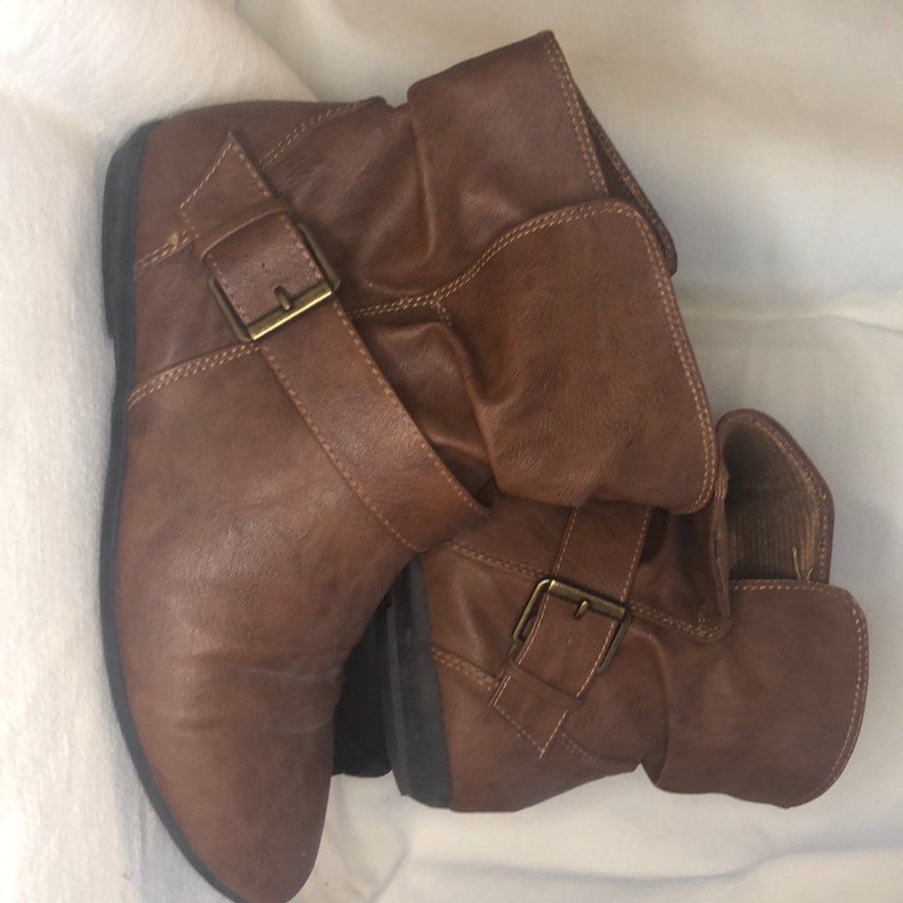 Highly fashionable Maurice’s ankle boots